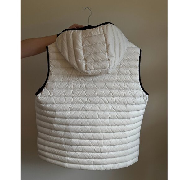 Moose Knuckles | White Puffer Vest - Picture 9 of 11